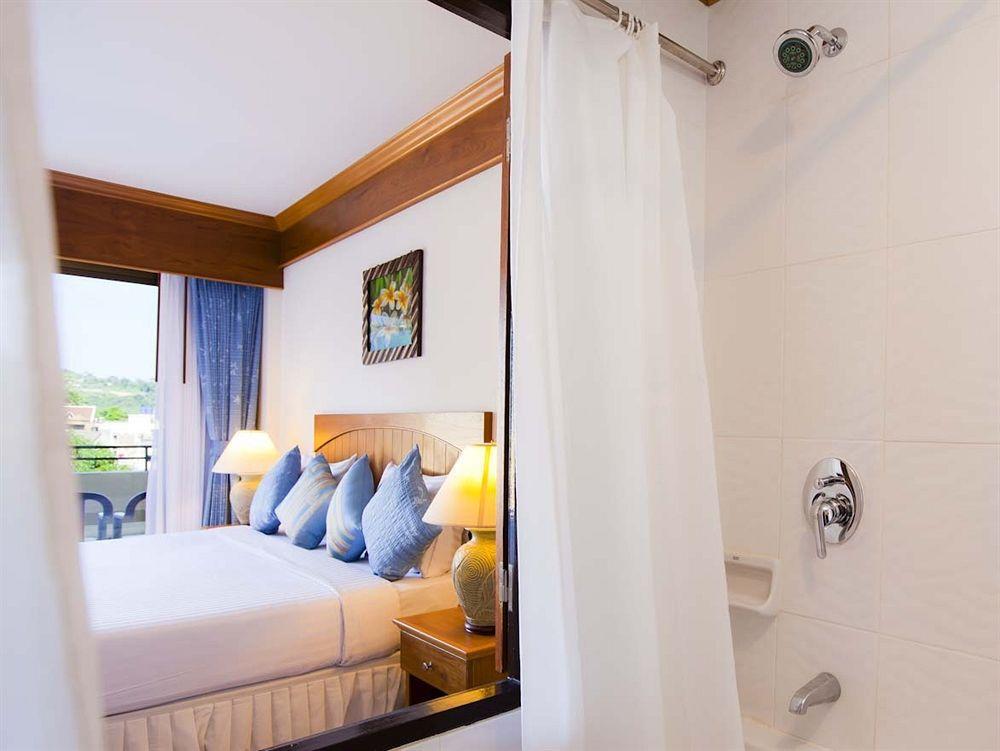 Jiraporn Hill Resort Patong Exterior foto