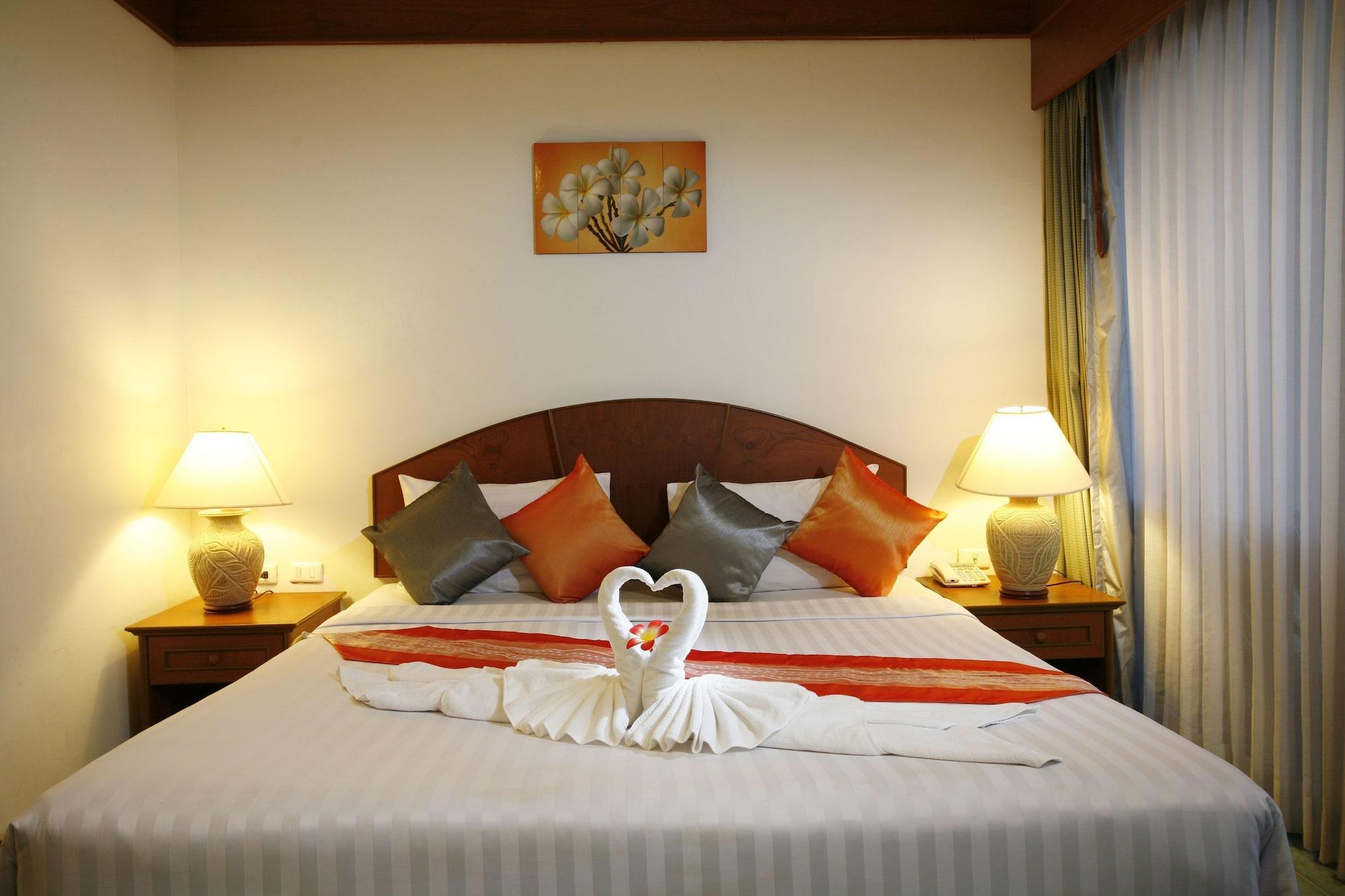 Jiraporn Hill Resort Patong Exterior foto