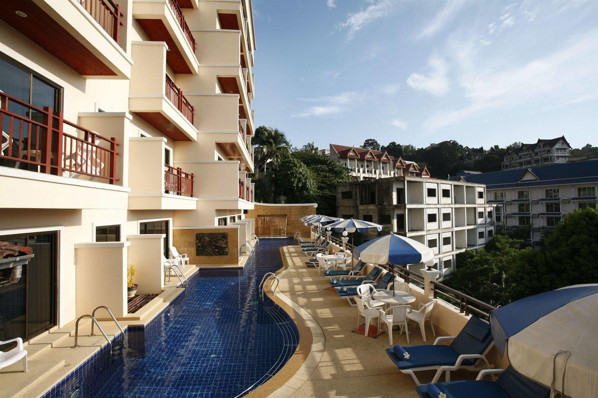 Jiraporn Hill Resort Patong Exterior foto